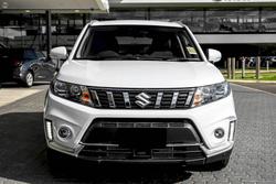 2024 Suzuki
Vitara Turbo