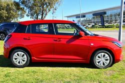2025 Suzuki
Swift Hybrid