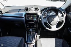 2024 Suzuki
Vitara 2WD