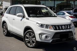 2024 Suzuki
Vitara 2WD