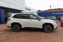 2025 Subaru Forester Hybrid S6 MY26 AWD Crystal White