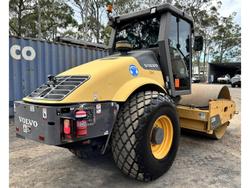 2012 Volvo
Sd 130 D Smooth Drum Roller