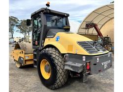 2012 Volvo
Sd 130 D Smooth Drum Roller