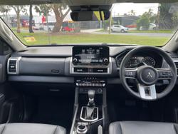 2024 Mitsubishi
Triton GLS