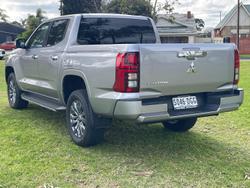 2024 Mitsubishi
Triton GLS