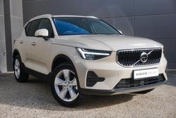 2025 Volvo
XC40 Plus B4