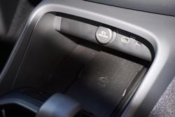 2025 Volvo
XC40 Plus B4