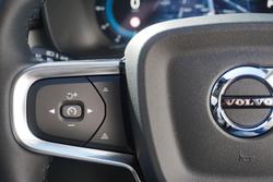 2025 Volvo
XC40 Plus B4