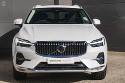 2024 Volvo
XC60 Ultra B5 Bright