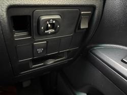 2011 Toyota
                Landcruiser GXL