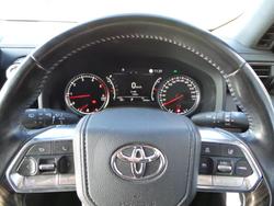 2022 Toyota Landcruiser VX