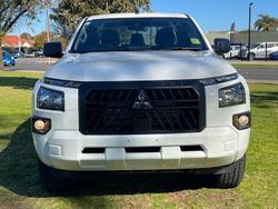 2024 Mitsubishi Triton GLX MV MY24 4X4 Dual Range White