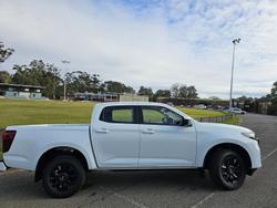 2025 Mazda
BT-50 XT