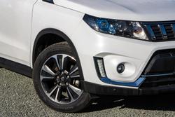 2020 Suzuki
Vitara Turbo