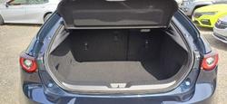 2024 Mazda
3 G25 Evolve SP