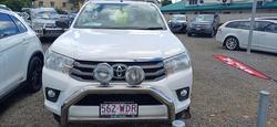 2015 Toyota
                Hilux SR