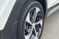 2017 Hyundai
                Tucson Highlander