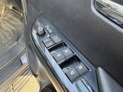 2022 TOYOTA
HILUX SR5 + PREMIUM INTERIOR (4X4)
