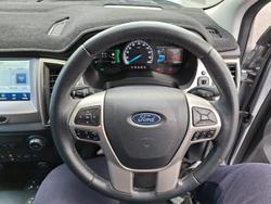 2022 Ford
Everest Trend
