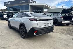 2024 Peugeot 408 GT Premium Hybrid