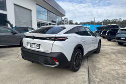 2024 Peugeot 408 GT Premium Hybrid