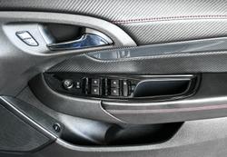 2016 Holden
Commodore SV6 Black