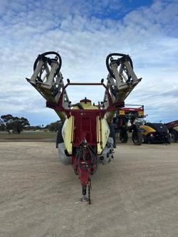 2017 Hardi 8536 Commander