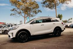 2020 Kia
                Sorento Black Edition