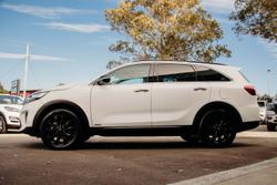 2020 Kia
                Sorento Black Edition