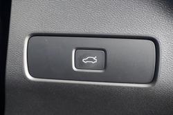 2024 Volvo
XC40 Plus B4