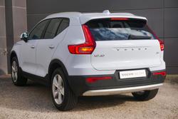 2024 Volvo
XC40 Plus B4