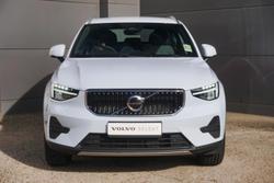 2024 Volvo
XC40 Plus B4