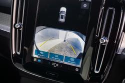 2024 Volvo XC40 Plus B4