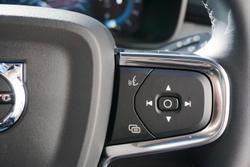 2024 Volvo
XC40 Plus B4