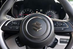 2025 Suzuki
Swift Hybrid GLX