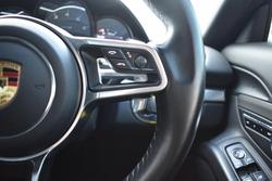 2020 Porsche
718 Boxster