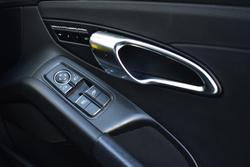 2020 Porsche
718 Boxster