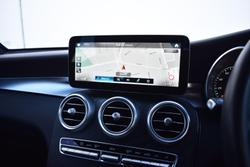 2021 Mercedes-Benz
GLC-Class GLC200