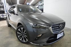 2019 Mazda
CX-3 sTouring