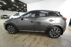 2019 Mazda
CX-3 sTouring