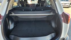 2013 Toyota
RAV4 GXL