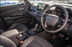 2025 Mahindra
XUV3XO AX7L