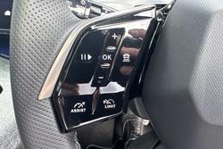 2025 Peugeot 5008 GT Premium Hybrid