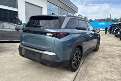 2025 Peugeot 5008 GT Premium Hybrid