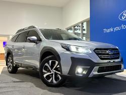 2021 Subaru
Outback AWD Touring