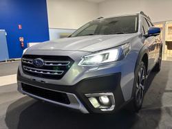 2021 Subaru
Outback AWD Touring