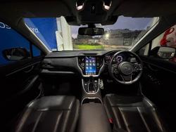 2021 Subaru
Outback AWD Touring