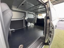 2025 LDV
G10