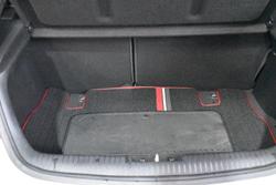 2015 Hyundai
Veloster SR Turbo +