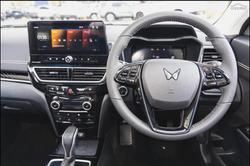 2025 Mahindra
XUV3XO AX7L